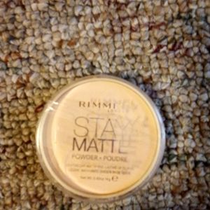 Rimmel London Nude Beige 020 Makeup